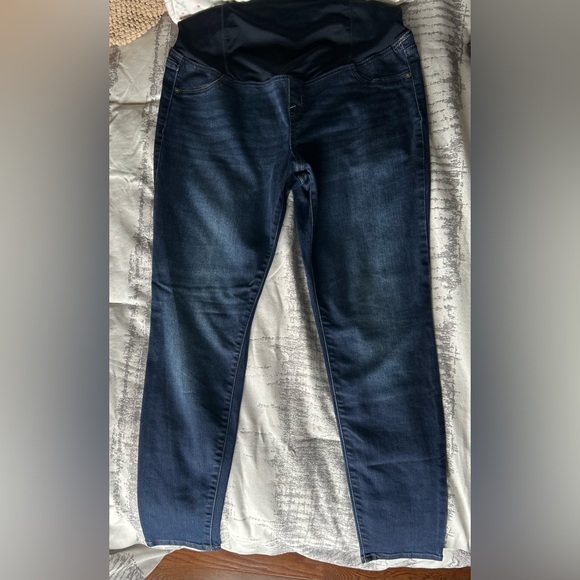 Maternity Skinny Jeans - Picture 1 of 3